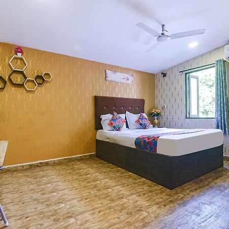 Fabhotel Rj 18 Beach Resort - Nr Baga Beach 외부 사진