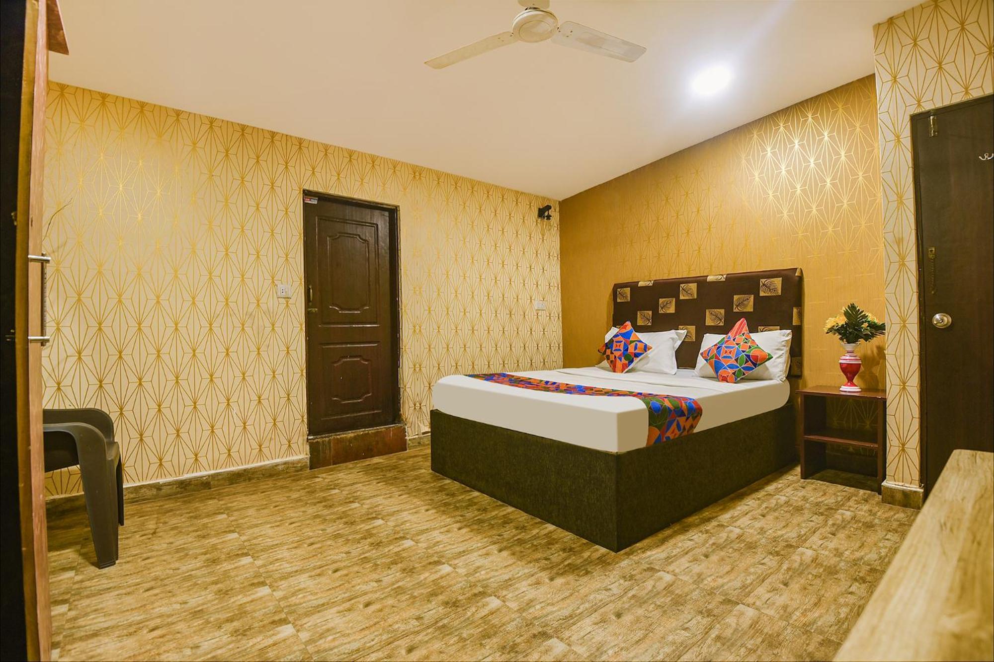 Fabhotel Rj 18 Beach Resort - Nr Baga Beach 외부 사진