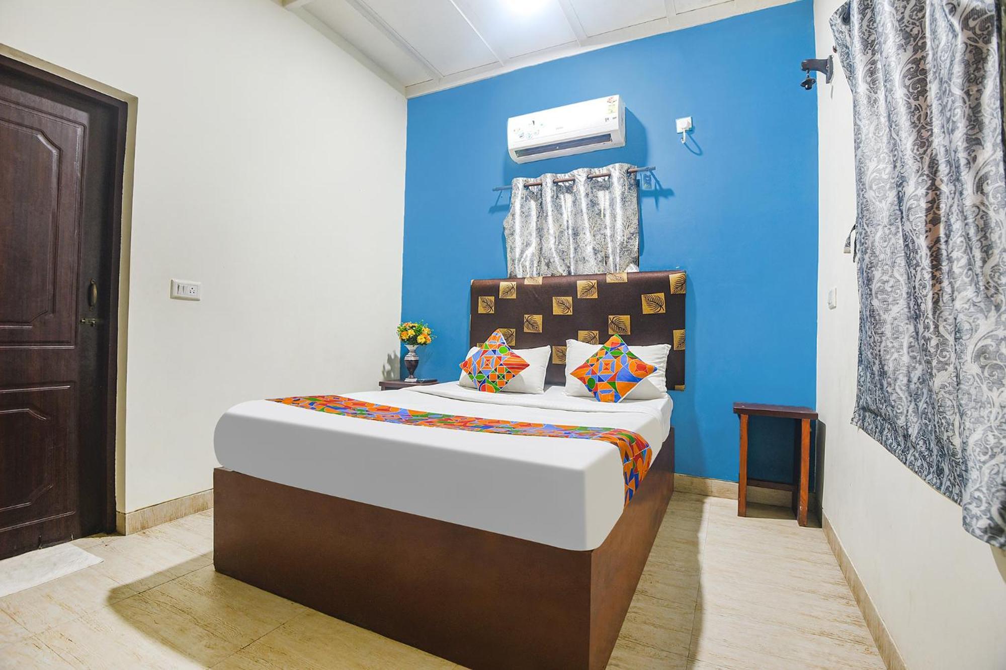Fabhotel Rj 18 Beach Resort - Nr Baga Beach 외부 사진